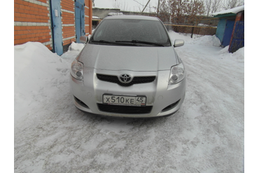 TOYOTA AURIS