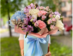 Композиция с гортензией "Нежное послание"