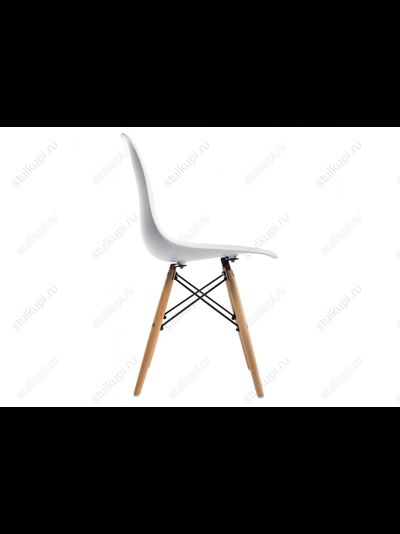 Стул Eames PC-015