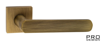 Дверная ручка на квадратном основании Fratelli Cattini "NEVADA" 8-BY матовая бронза