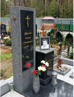 Православный памятник из серого гранита