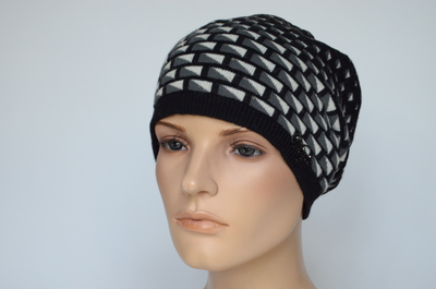 cherniy-beret-vyazaniy-zhenskiy-vizio-italiya-5330-b