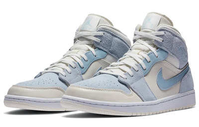 баскетбольные кроссовки Nike Air Jordan 1 Mid SE Sail Light Blue DA4666-100