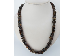 Бусы из темного янтаря