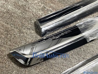 Молдинги Toyota Land Cruiser 200 узкие хром