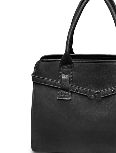 (АРТИКУЛ: 9811/1/13) СУМКА ЖЕНСКАЯ, СРЕДНЕГО РАЗМЕРА, НАТУРАЛЬНАЯ КОЖА, ЧЕРНАЯ, С ПЛЕЧЕВЫМ РЕМНЕМ