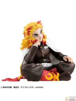 Фигурка Кёдзюро Рэнгоку  (G.E.M. Kyoujurou Rengoku Tenohira)