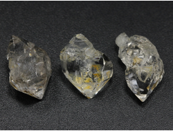 Кварц "Хёркимерский алмаз", сросток кристаллов в ассортименте, США (14-15 мм, 1-2 г) №28124