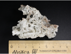 Натролит, Ловозерский массив, Кольский полуостров (67*50*36 мм, 47 г) №26323