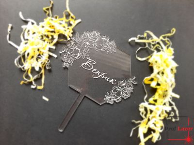 Топпер на свадьбу из прозрачного акрила