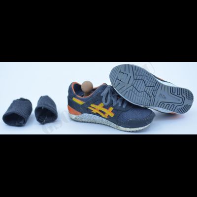 Кроссовки Asics с носками 1/6 (78034) - DAMTOYS
