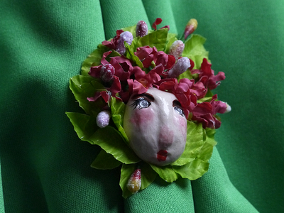 Яркая брошь в стиле шебби-шик "Принцесса Цветов. Весенний Театр"