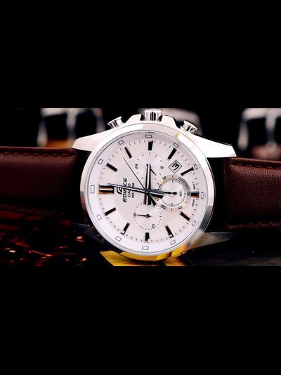 Часы Casio Edifice EFR-560L-7A