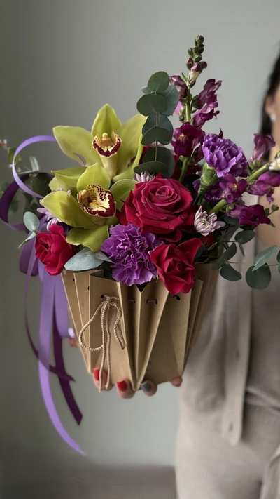 ЦВЕТОЧНАЯ КОМПОЗИЦИЯ № 102