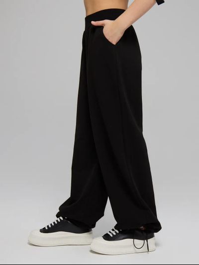 Спортивные брюки с утяжками черные