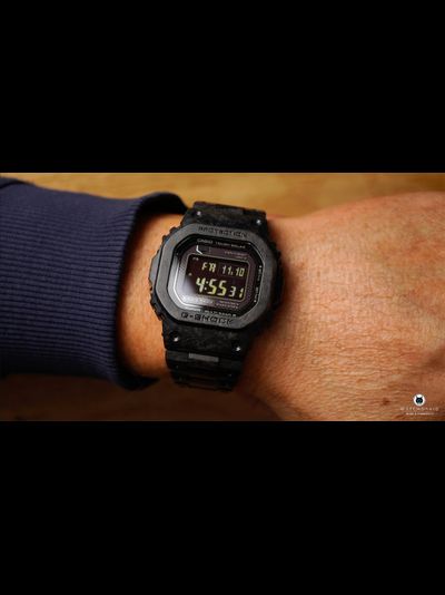 Часы Casio G-Shock GCW-B5000UN-1