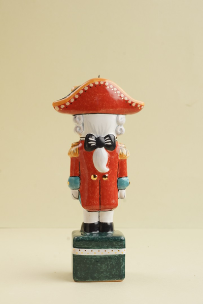 Щелкунчик большой