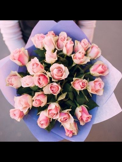 БУКЕТ ИЗ РОЗ 50 СМ "MOLTO"