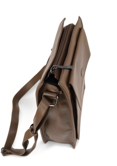 (АРТИКУЛ: 9826/2/51) СУМКА СРЕДНЕГО РАЗМЕРА, НАТУРАЛЬНАЯ КОЖА, ЦВЕТ МЕЖДУ ТЕМНО-БЕЖЕВЫМ И КОРИЧНЕВЫМ, РЕМЕНЬ ЧЕРЕЗ ПЛЕЧО