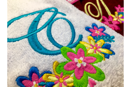 Халат с вышивкой