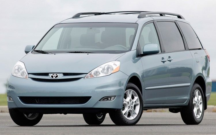 Комфортабельный автомобиль такси Тирасполь Бухарест на маршруте