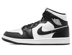женские кроссовки Nike Air Jordan 1 Womens Mid SE Homage DR0501-101 брендовая обувь