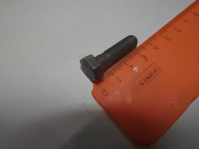 болт М 8 (для мотоциклов Ява) Li