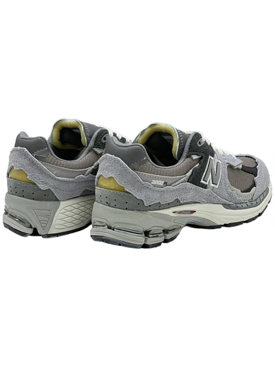 New Balance 2002R Protection Pack Deep Rain Cloud женские