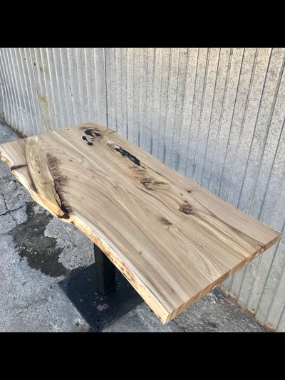 стол из слэба карагача натурального цвета