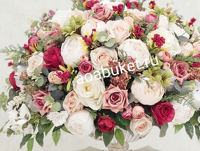 Уникальная композиция из искусственных цветов высокого качества в вазе № УНС0052