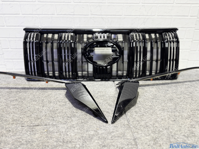 Решетка Toyota Prado 150 18+ черная Black Onyx