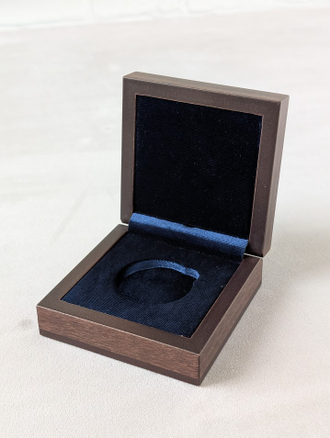 деревянная шкатулка для монеты, шпон бука, тонировка орех