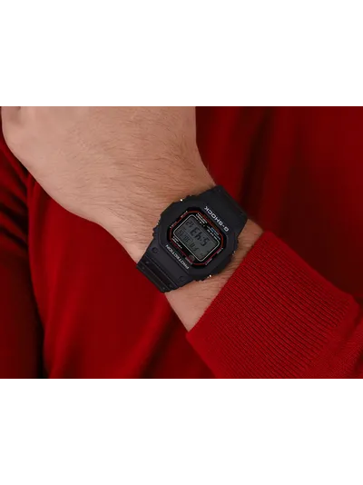 Часы Casio G-Shock GW-M5610U-1