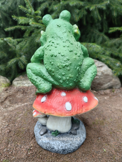 Лягушка на грибах  46*29см   2,1кг   полистоун Россия  2558/012251*