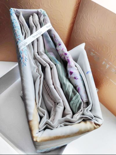 Постельное белье мако-сатин евро 200x220x1 250x270x1 50x70x4 TIS07-867