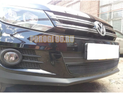 Защита радиатора для Volkswagen Tiguan 2011-2016 (4 части) black верх