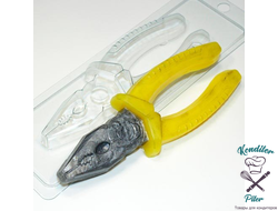 Форма пластиковая: Плоскогубцы