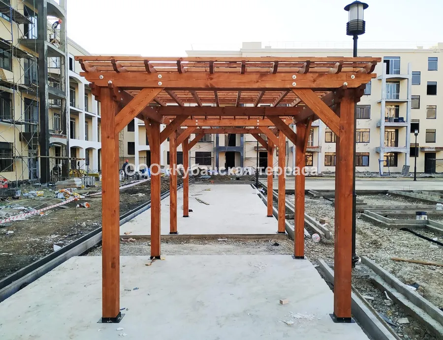Деревянные перголы в ЖК в Сукко