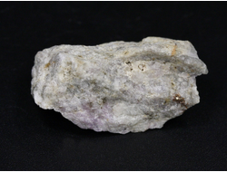 Гакманит (Содалит), светится в УФ, Россия, Мурманская обл. (35*20*17 мм, вес: 9 г) №26743