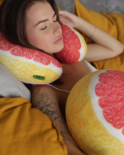 Дорожная подушка-подголовник антистресс "Грейпфрут"