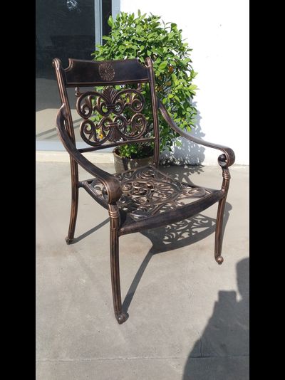 Кресло из литого алюминия KORA