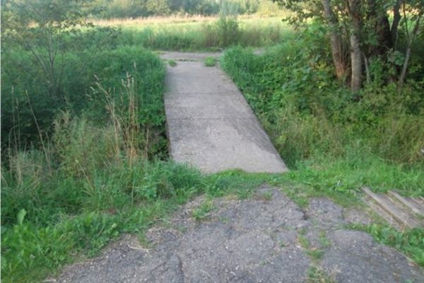 Родник &laquo;Богомоловка&raquo;, святой источник Космы и Дамиана город Валдай