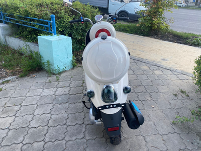 Скутер VENTO RETRO