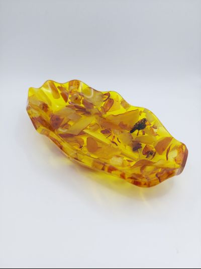 Тарелка овал со срезом янтаря