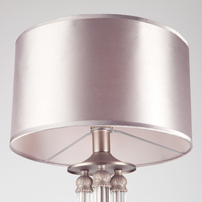 Напольный светильник