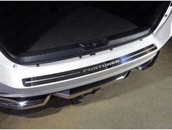 Накладка на бампер Toyota Fortuner 2015-н.в. Зеркальный лист Fortuner