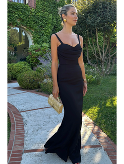 Платье макси со сборкой на лифе (черный)