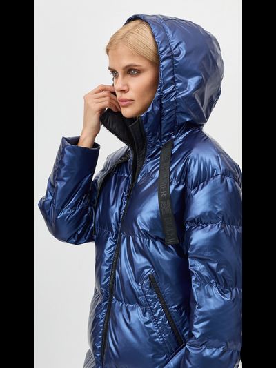 Укороченный синий-металлик пуховик