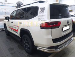 Защита заднего бампера угловая большая d76/42 для Toyota Land Cruiser 300 GR Sport 2021-