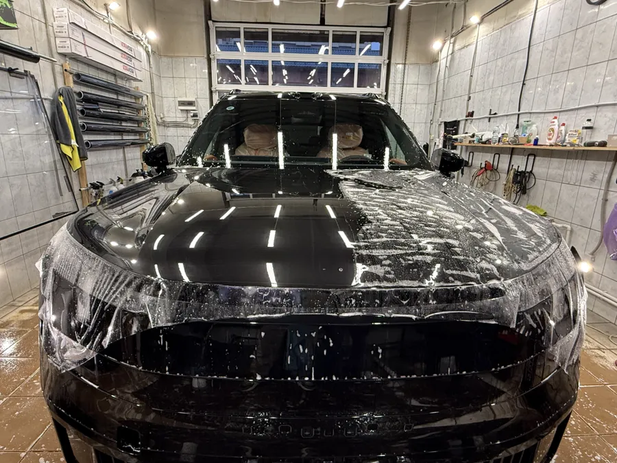 оклейка зоны риска полиуретановой пленкой